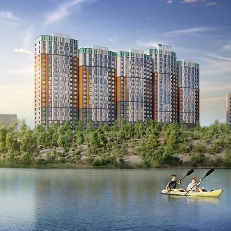 Апартаменты В Жк Laketown На Берегу Озера Almaty Exterior photo