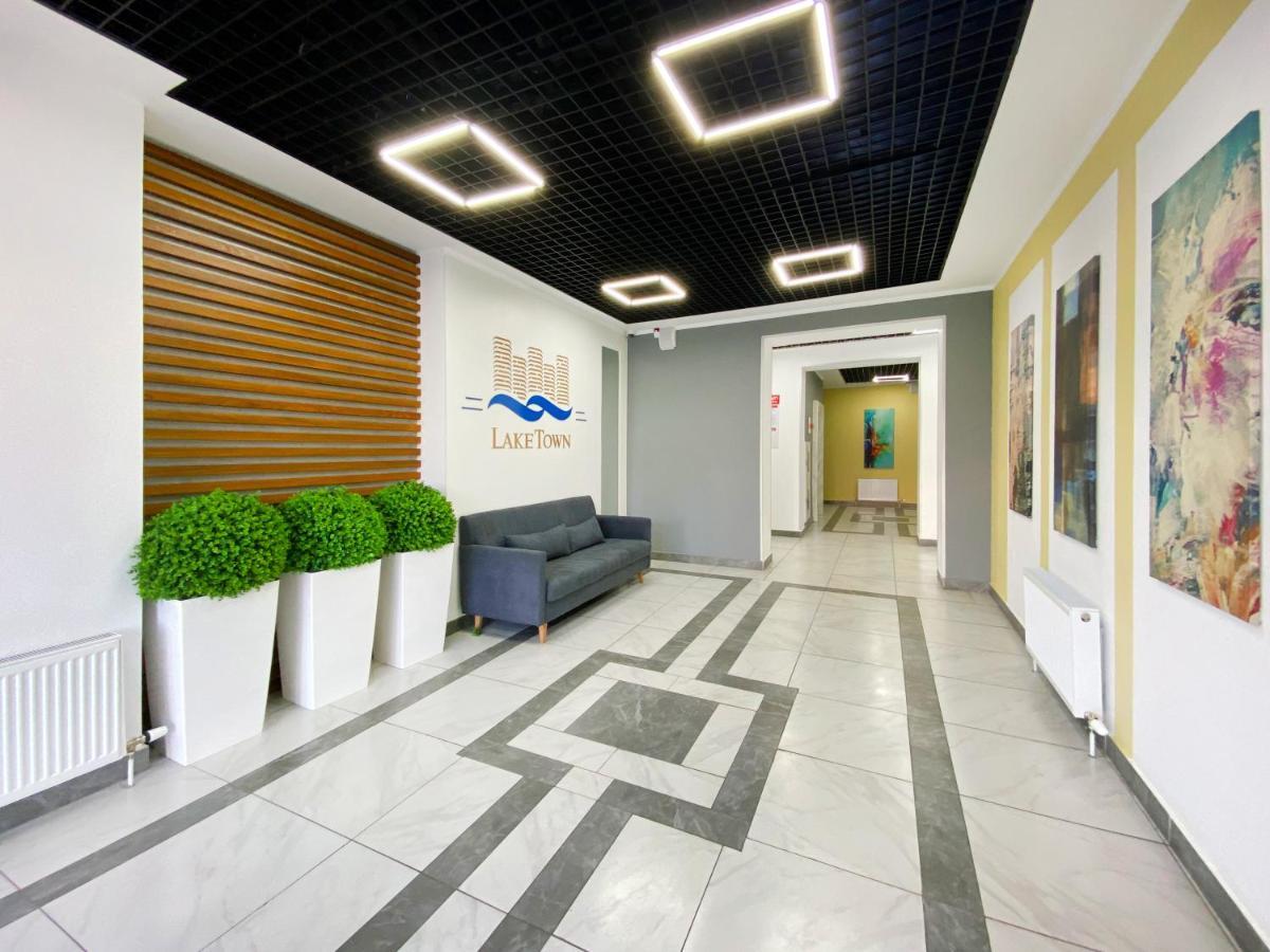 Апартаменты В Жк Laketown На Берегу Озера Almaty Exterior photo